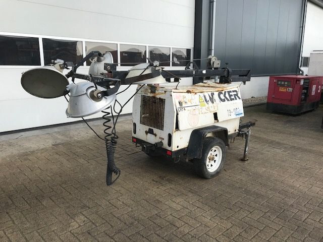 Wacker LTC4L Lombardini Diesel Mobiele light tower lichtmast aggregaat - Apgaismojuma stabs: foto 2 Wacker LTC4L Lombardini Diesel Mobiele light tower lichtmast aggregaat - Apgaismojuma stabs: foto 2