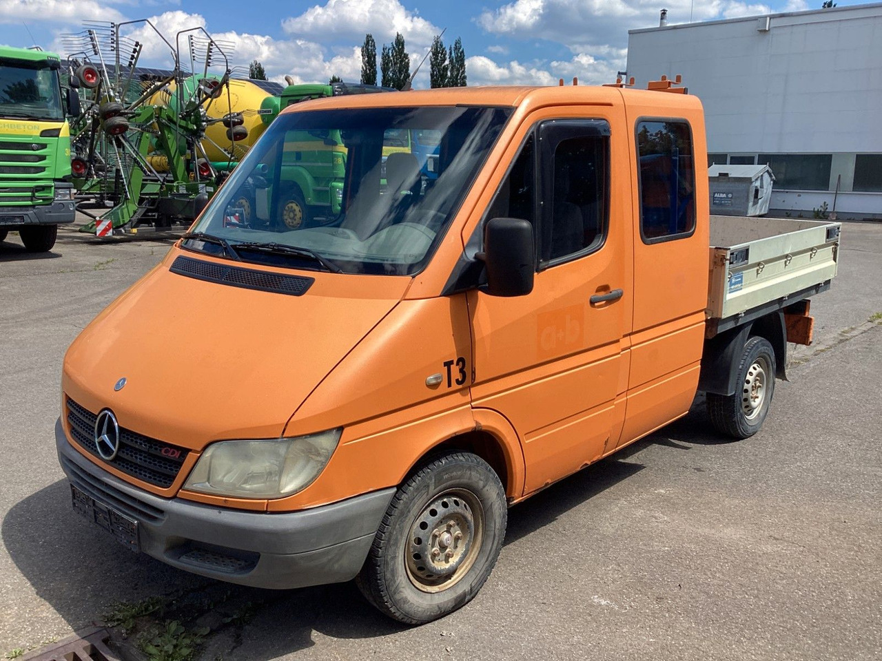 Mercedes-Benz Sprinter Pritsche Doka 211 CDI - Automašīna ar kravas platformu, Kravas-pasažieru furgons: foto 1 Mercedes-Benz Sprinter Pritsche Doka 211 CDI - Automašīna ar kravas platformu, Kravas-pasažieru furgons: foto 1