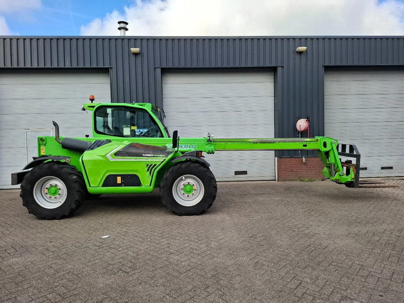 Merlo TF38.7 - Teleskopiskais iekrāvējs: foto 5 Merlo TF38.7 - Teleskopiskais iekrāvējs: foto 5