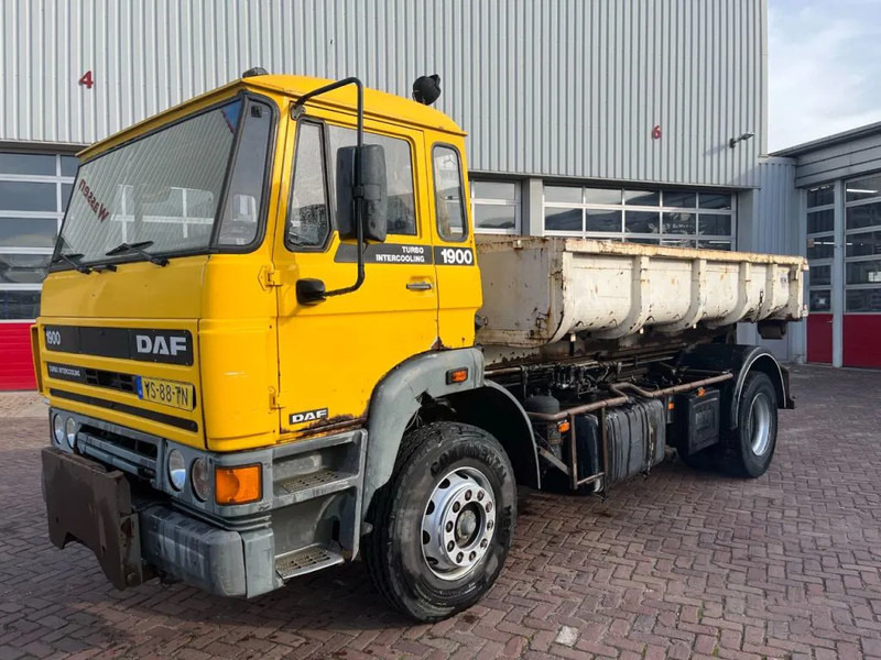 DAF 1900 F HAAKARM - Konteineru vedējs/ Kravas automašīna ar noņemamā virsbūve: foto 3 DAF 1900 F HAAKARM - Konteineru vedējs/ Kravas automašīna ar noņemamā virsbūve: foto 3
