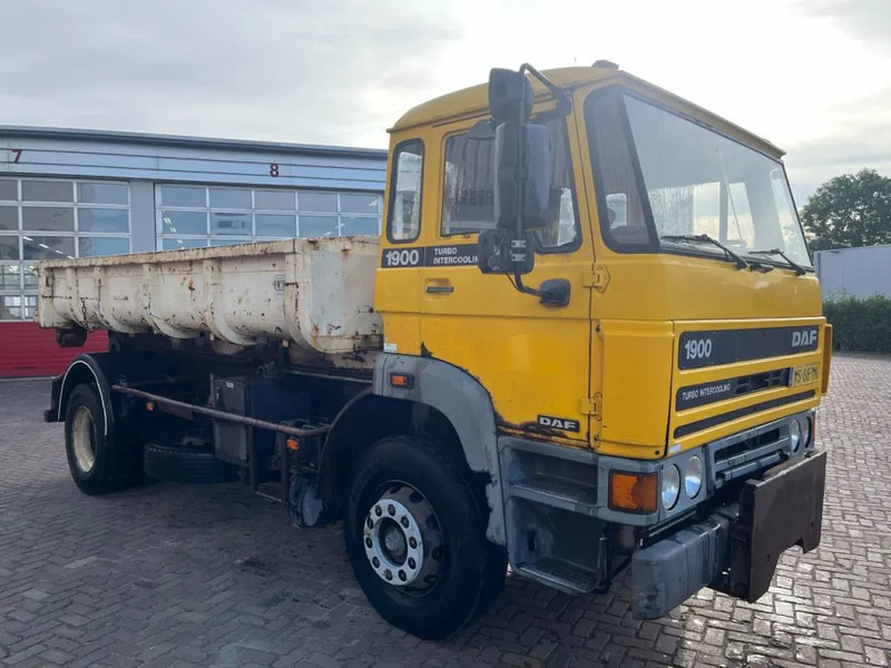 DAF 1900 F HAAKARM - Konteineru vedējs/ Kravas automašīna ar noņemamā virsbūve: foto 5 DAF 1900 F HAAKARM - Konteineru vedējs/ Kravas automašīna ar noņemamā virsbūve: foto 5