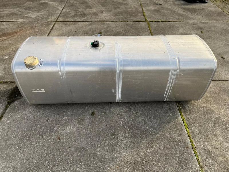 DAF Brandstoftank Diesel 750L 1685563 - Degvielas tvertne: foto 1 DAF Brandstoftank Diesel 750L 1685563 - Degvielas tvertne: foto 1