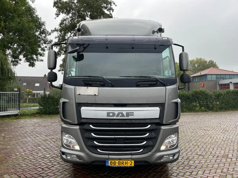 DAF CF 290 FA - Kravas automašīna ar slēgto virsbūvi: foto 3 DAF CF 290 FA - Kravas automašīna ar slēgto virsbūvi: foto 3