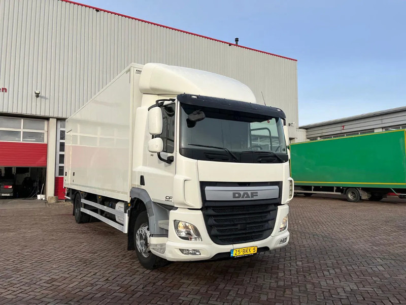 DAF CF 310 FA EURO 6 - Kravas automašīna ar slēgto virsbūvi: foto 1 DAF CF 310 FA EURO 6 - Kravas automašīna ar slēgto virsbūvi: foto 1