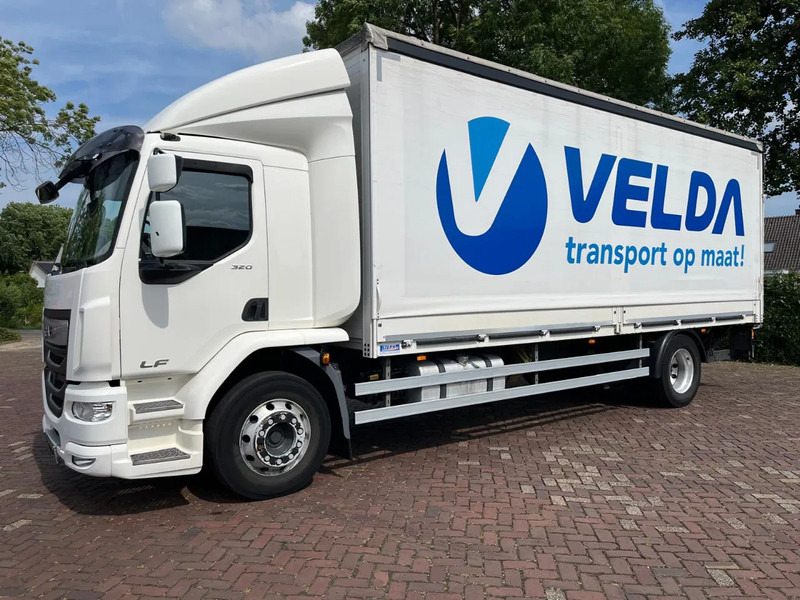 DAF CF 320 FA - Kravas automašīna ar slēgto virsbūvi: foto 1 DAF CF 320 FA - Kravas automašīna ar slēgto virsbūvi: foto 1