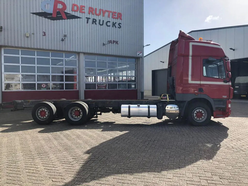 DAF CF 85 FAN CF 85.410 EURO 5 - Šasija kravas automašīna: foto 4 DAF CF 85 FAN CF 85.410 EURO 5 - Šasija kravas automašīna: foto 4