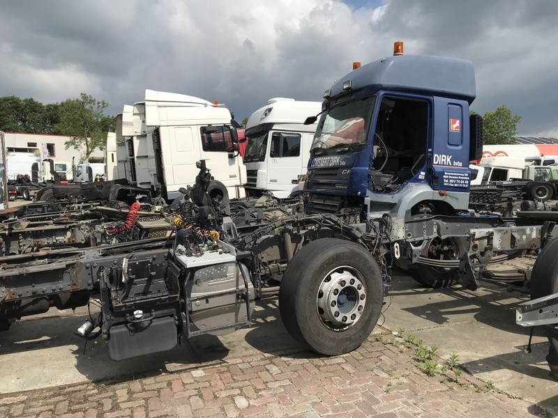 DAF DIVERSEN SLOOPONDERDELEN - Rāmis/ Šasija - Kravas automašīna: foto 2 DAF DIVERSEN SLOOPONDERDELEN - Rāmis/ Šasija - Kravas automašīna: foto 2