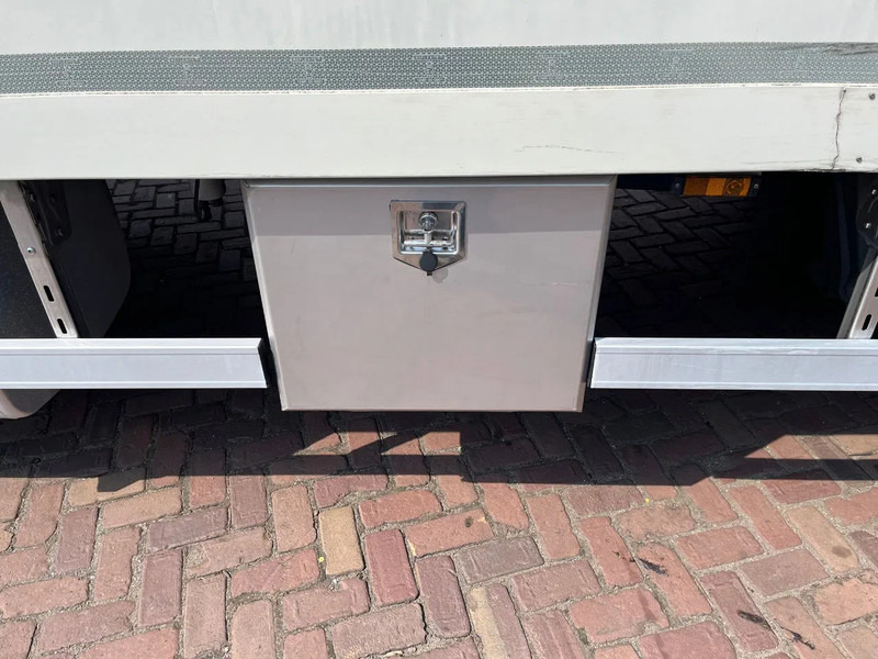 DAF LF 210 FA 12 TN EURO 6 līzingu DAF LF 210 FA 12 TN EURO 6: foto 18