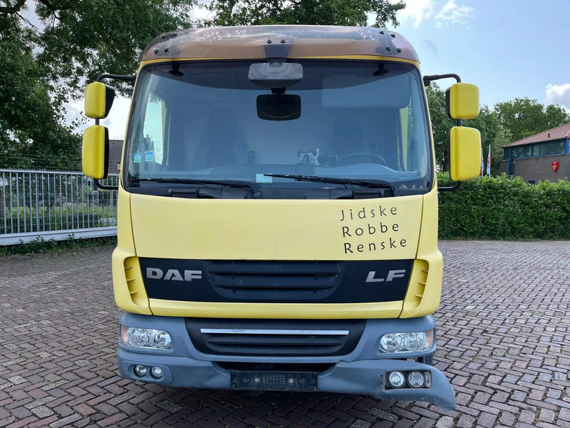DAF LF 45 .180 - Kravas automašīna ar slēgto virsbūvi: foto 4 DAF LF 45 .180 - Kravas automašīna ar slēgto virsbūvi: foto 4