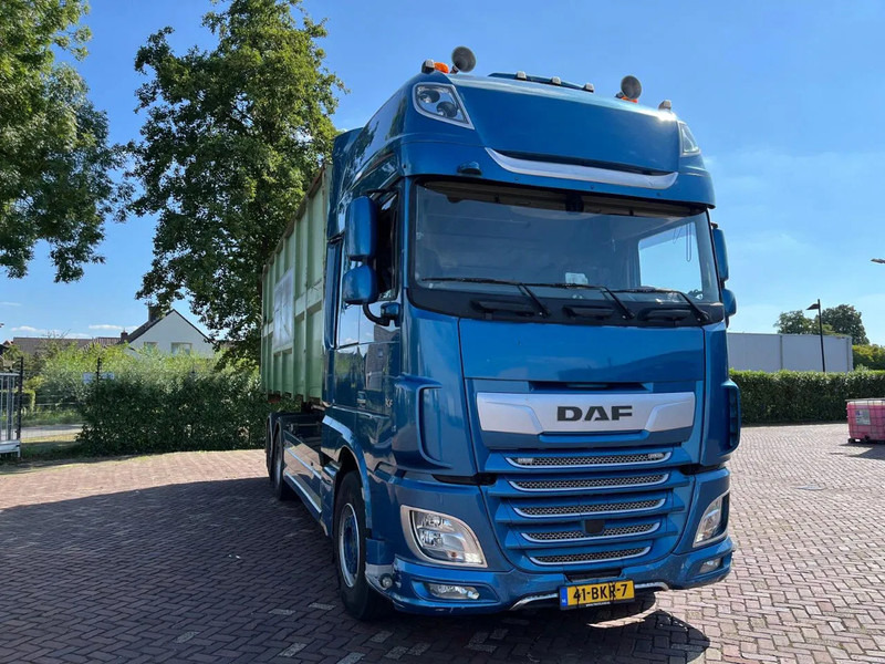 DAF XF 530 FAS - Konteineru vedējs/ Kravas automašīna ar noņemamā virsbūve: foto 4 DAF XF 530 FAS - Konteineru vedējs/ Kravas automašīna ar noņemamā virsbūve: foto 4