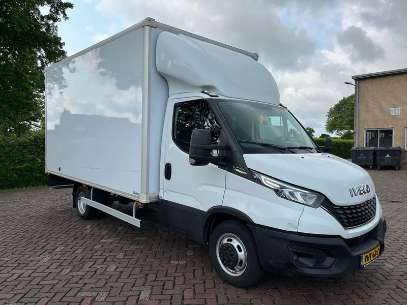 Iveco Daily 35C16 Achterdeuren (15 diverse modellen op voorraad) - Furgons ar slēgtā virsbūve, Kravas-pasažieru furgons: foto 5 Iveco Daily 35C16 Achterdeuren (15 diverse modellen op voorraad) - Furgons ar slēgtā virsbūve, Kravas-pasažieru furgons: foto 5