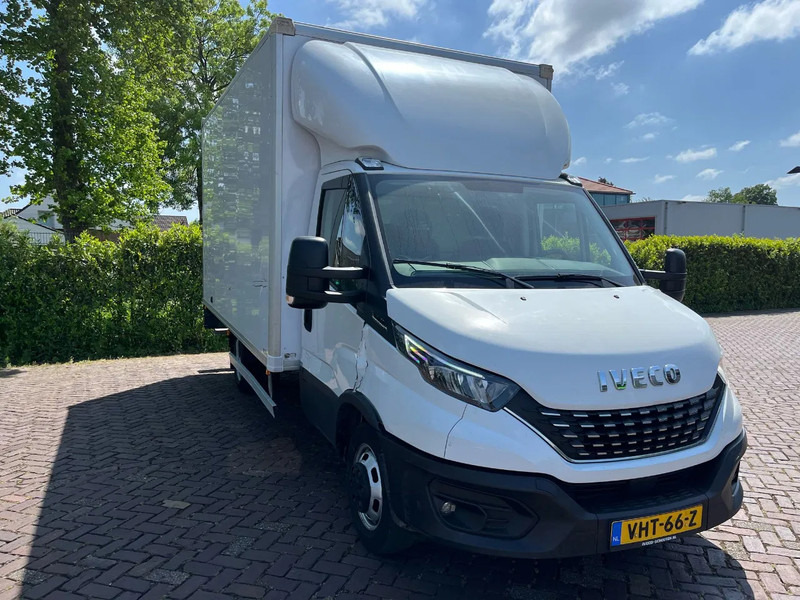 Iveco Daily 35C16 Achterdeuren (15 diverse modellen op voorraad) - Furgons ar slēgtā virsbūve, Kravas-pasažieru furgons: foto 4 Iveco Daily 35C16 Achterdeuren (15 diverse modellen op voorraad) - Furgons ar slēgtā virsbūve, Kravas-pasažieru furgons: foto 4