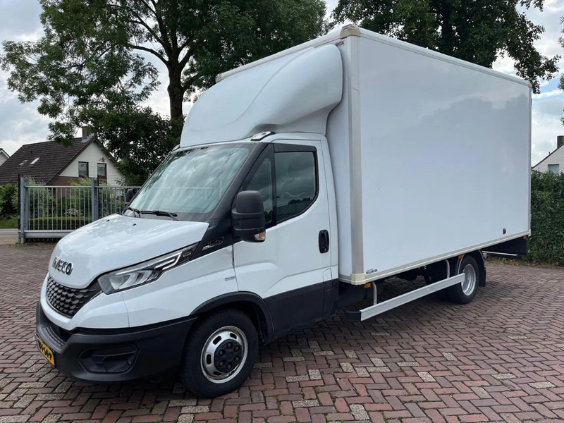 Iveco Daily 35C16 Achterdeuren (15 diverse modellen op voorraad) - Furgons ar slēgtā virsbūve, Kravas-pasažieru furgons: foto 1 Iveco Daily 35C16 Achterdeuren (15 diverse modellen op voorraad) - Furgons ar slēgtā virsbūve, Kravas-pasažieru furgons: foto 1