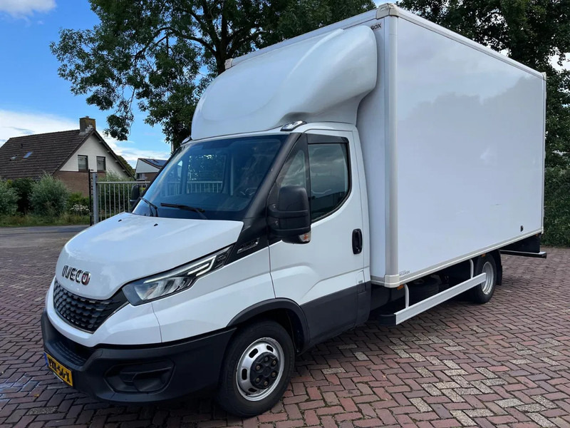 Iveco Daily 35C16 Achterdeuren (15 diverse modellen op voorraad) - Furgons ar slēgtā virsbūve, Kravas-pasažieru furgons: foto 1 Iveco Daily 35C16 Achterdeuren (15 diverse modellen op voorraad) - Furgons ar slēgtā virsbūve, Kravas-pasažieru furgons: foto 1