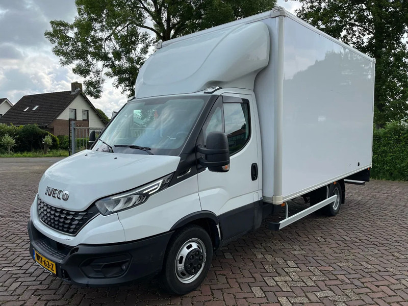 Iveco Daily 35C16 Achterdeuren (15 diverse modellen op voorraad) - Furgons ar slēgtā virsbūve, Kravas-pasažieru furgons: foto 1 Iveco Daily 35C16 Achterdeuren (15 diverse modellen op voorraad) - Furgons ar slēgtā virsbūve, Kravas-pasažieru furgons: foto 1