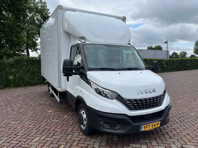 Iveco Daily 35C16 Achterdeuren (15 diverse modellen op voorraad) - Furgons ar slēgtā virsbūve, Kravas-pasažieru furgons: foto 4 Iveco Daily 35C16 Achterdeuren (15 diverse modellen op voorraad) - Furgons ar slēgtā virsbūve, Kravas-pasažieru furgons: foto 4