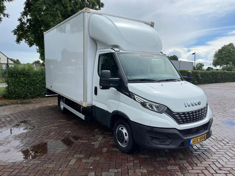 Iveco Daily 35C16 Achterdeuren (15 diverse modellen op voorraad) - Furgons ar slēgtā virsbūve, Kravas-pasažieru furgons: foto 3 Iveco Daily 35C16 Achterdeuren (15 diverse modellen op voorraad) - Furgons ar slēgtā virsbūve, Kravas-pasažieru furgons: foto 3
