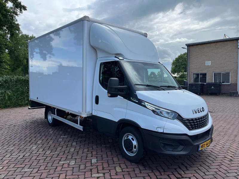 Iveco Daily 35C16 Achterdeuren (15 diverse modellen op voorraad) - Furgons ar slēgtā virsbūve, Kravas-pasažieru furgons: foto 5 Iveco Daily 35C16 Achterdeuren (15 diverse modellen op voorraad) - Furgons ar slēgtā virsbūve, Kravas-pasažieru furgons: foto 5