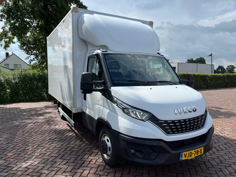 Iveco Daily 35C16 Laadklep (15 diverse modellen op voorraad) - Furgons ar slēgtā virsbūve, Kravas-pasažieru furgons: foto 4 Iveco Daily 35C16 Laadklep (15 diverse modellen op voorraad) - Furgons ar slēgtā virsbūve, Kravas-pasažieru furgons: foto 4