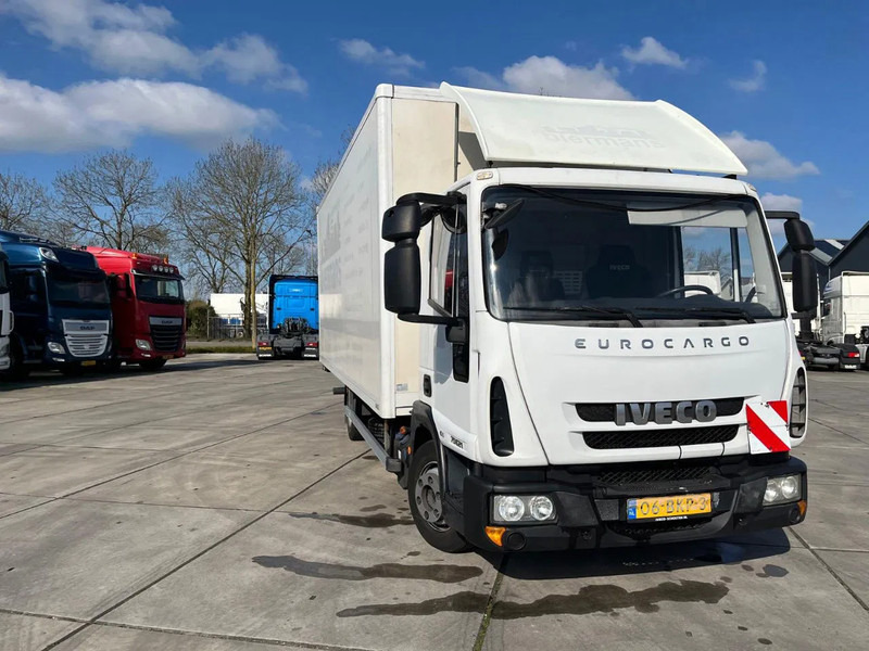 Iveco EuroCargo 75 E21 MANUAL - Kravas automašīna ar slēgto virsbūvi: foto 1 Iveco EuroCargo 75 E21 MANUAL - Kravas automašīna ar slēgto virsbūvi: foto 1