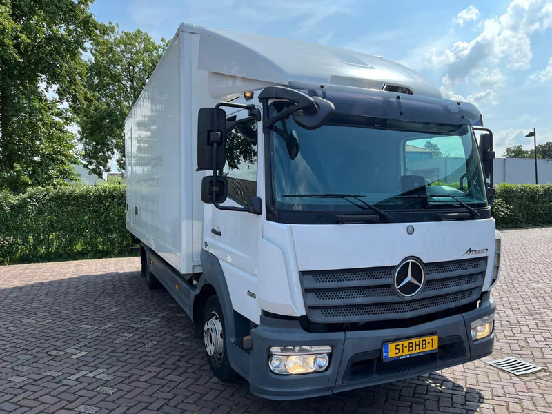 Mercedes-Benz Atego 916 - Kravas automašīna ar slēgto virsbūvi: foto 4 Mercedes-Benz Atego 916 - Kravas automašīna ar slēgto virsbūvi: foto 4