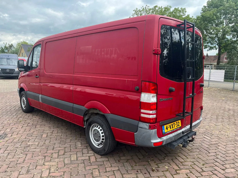 Mercedes-Benz Sprinter 313 L2H1 - Kravas mikroautobuss: foto 4 Mercedes-Benz Sprinter 313 L2H1 - Kravas mikroautobuss: foto 4