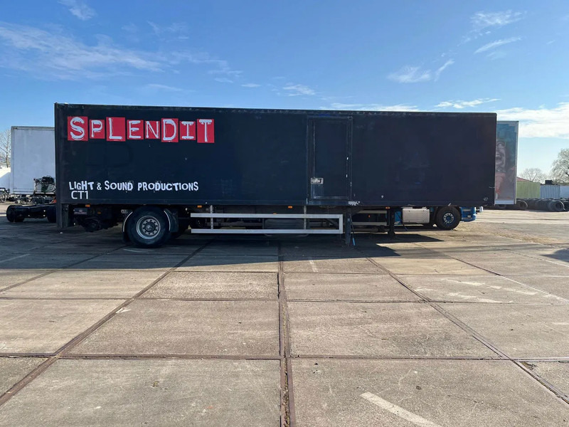 Netam-Fruehauf ONCRK 22110 - Puspiekabe slēgtā virsbūve: foto 3 Netam-Fruehauf ONCRK 22110 - Puspiekabe slēgtā virsbūve: foto 3