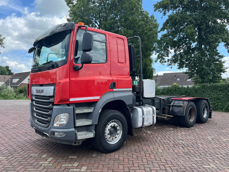 DAF CF 530 FAT intarder - Vilcējs: foto 1 DAF CF 530 FAT intarder - Vilcējs: foto 1