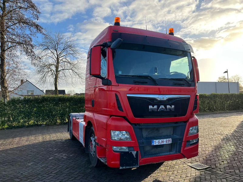 MAN TGX 440 ADR KIPPER HYDRAULIEK - Vilcējs: foto 4 MAN TGX 440 ADR KIPPER HYDRAULIEK - Vilcējs: foto 4