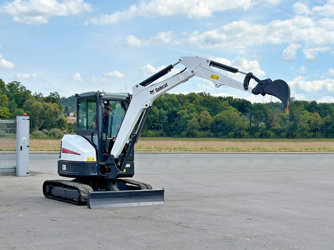 Bobcat E 35 * Raupenbagger * TOPZUSTAND - Buldozers: foto 1 Bobcat E 35 * Raupenbagger * TOPZUSTAND - Buldozers: foto 1