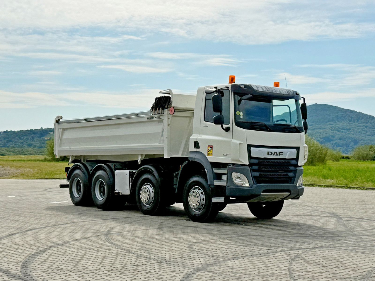 DAF CF 480 * Kipper 6,00 m + BORDMATIC/ 8x4 * TOP - Kravas automašīna pašizgāzējs, Kravas auto ar manipulatoru: foto 2 DAF CF 480 * Kipper 6,00 m + BORDMATIC/ 8x4 * TOP - Kravas automašīna pašizgāzējs, Kravas auto ar manipulatoru: foto 2