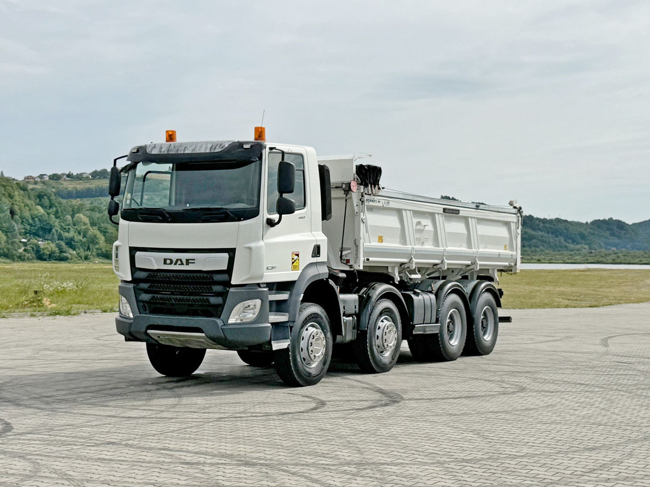 DAF CF 480 * Kipper 6,00 m + BORDMATIC/ 8x4 * TOP - Kravas automašīna pašizgāzējs, Kravas auto ar manipulatoru: foto 1 DAF CF 480 * Kipper 6,00 m + BORDMATIC/ 8x4 * TOP - Kravas automašīna pašizgāzējs, Kravas auto ar manipulatoru: foto 1