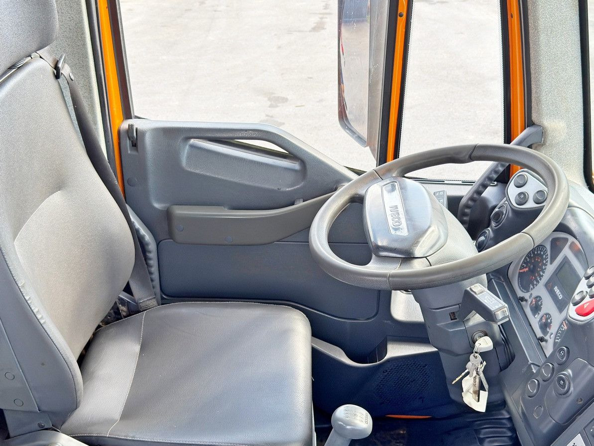 Komercauto pašizgāzējs Iveco EUROCARGO 120E18 * HMF 403 K1 * TOPZUSTAND: foto 12