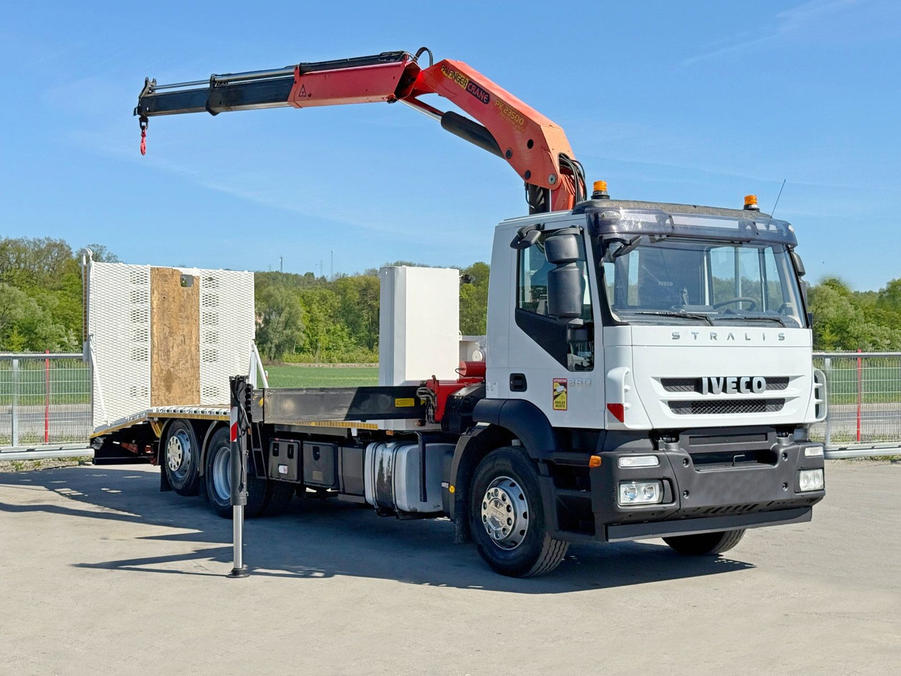 Iveco STRALIS 360 * ABSCHLEPPWAGEN * PK 23500 + FUNK - Auto evakuators: foto 2 Iveco STRALIS 360 * ABSCHLEPPWAGEN * PK 23500 + FUNK - Auto evakuators: foto 2