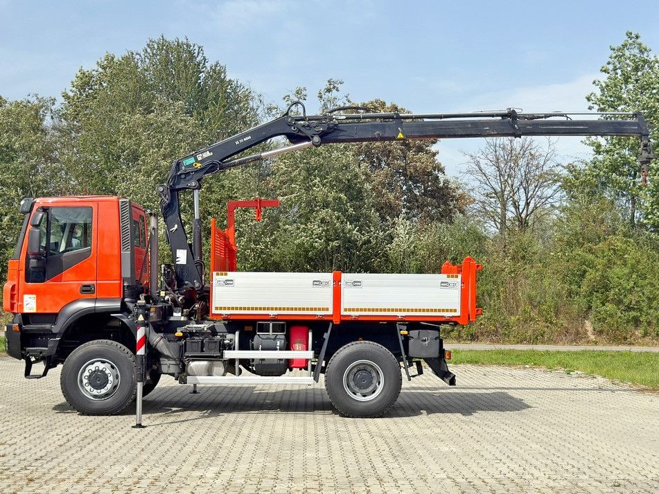 Iveco TRAKKER 190T36 * HIAB 111 ES-2 HIDUO * 4x4 * TOP - Kravas automašīna pašizgāzējs, Kravas auto ar manipulatoru: foto 5 Iveco TRAKKER 190T36 * HIAB 111 ES-2 HIDUO * 4x4 * TOP - Kravas automašīna pašizgāzējs, Kravas auto ar manipulatoru: foto 5