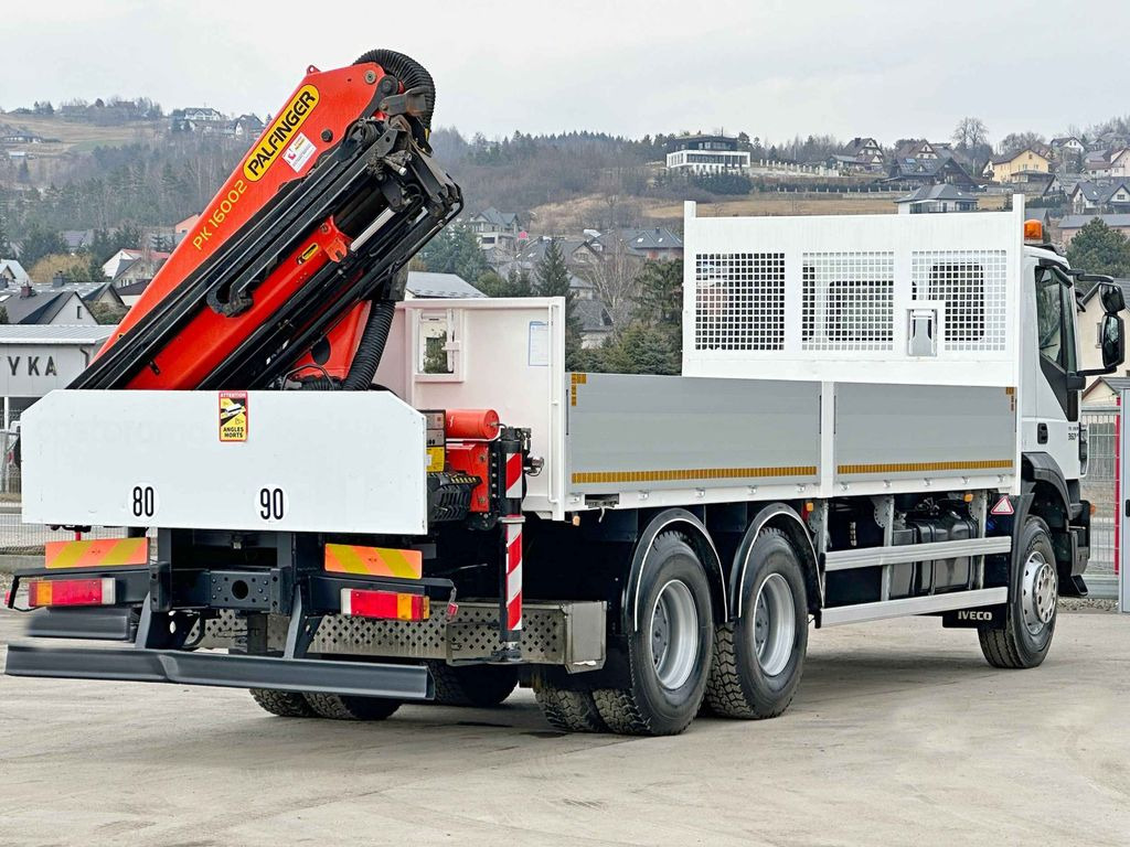 Iveco TRAKKER 360 * PRITSCHE 6,80* PK 16002 B+FUNK*6x4 Iveco TRAKKER 360 * PRITSCHE 6,80* PK 16002 B+FUNK*6x4 - Kravas auto ar manipulatoru, Bortu kravas automašīna/ Platforma: foto 5 Iveco TRAKKER 360 * PRITSCHE 6,80* PK 16002 B+FUNK*6x4 Iveco TRAKKER 360 * PRITSCHE 6,80* PK 16002 B+FUNK*6x4 - Kravas auto ar manipulatoru, Bortu kravas automašīna/ Platforma: foto 5