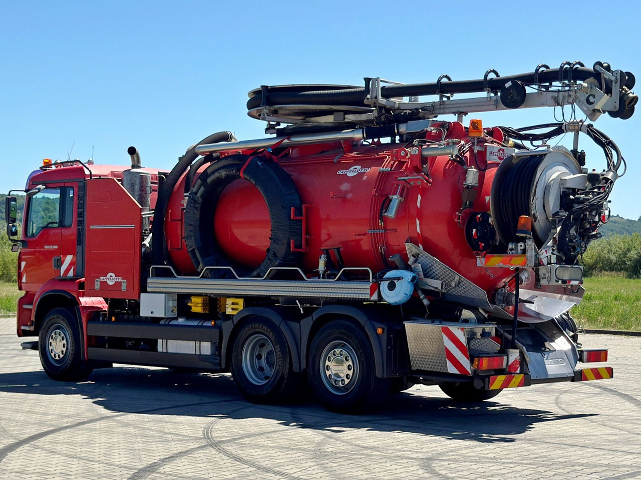 MAN TGA 26.360 * Saug und Spülwagen/CAPPELLOTTO+FUNK - Asenizācijas mašīna: foto 5 MAN TGA 26.360 * Saug und Spülwagen/CAPPELLOTTO+FUNK - Asenizācijas mašīna: foto 5