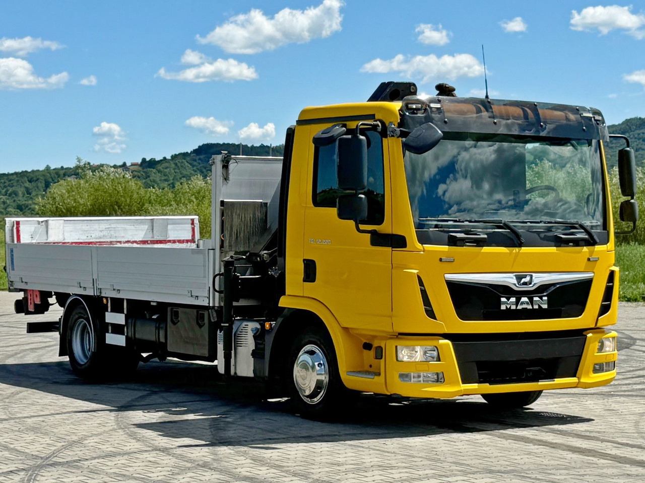 MAN TGL 12.220* PK 7.501 SLD C + FUNK + LIFT*TO - Kravas auto ar manipulatoru: foto 3 MAN TGL 12.220* PK 7.501 SLD C + FUNK + LIFT*TO - Kravas auto ar manipulatoru: foto 3