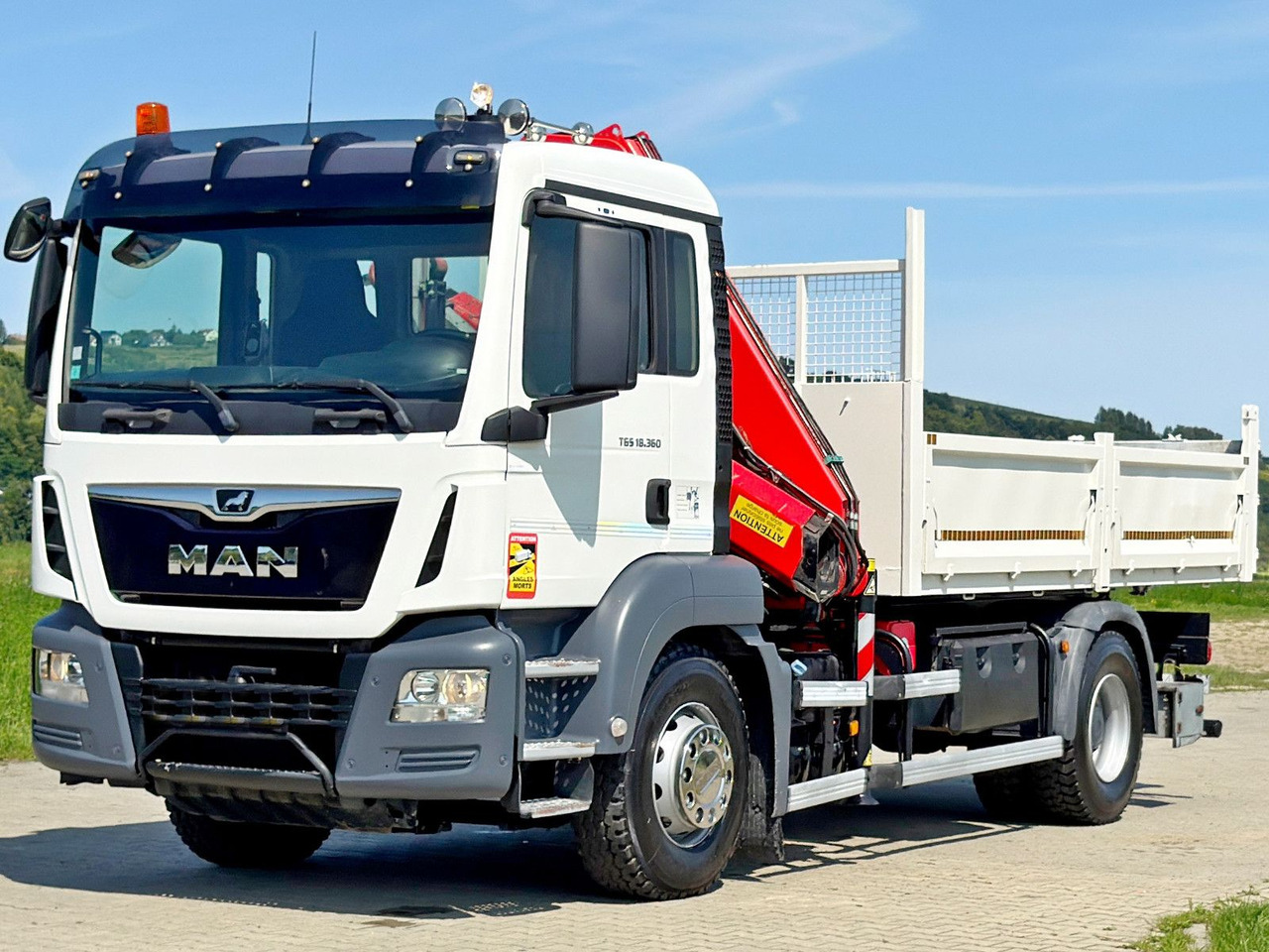 MAN TGS 18.360 * FASSI F135A.0.23 + FUNK * TOP - Kravas automašīna pašizgāzējs, Kravas auto ar manipulatoru: foto 3 MAN TGS 18.360 * FASSI F135A.0.23 + FUNK * TOP - Kravas automašīna pašizgāzējs, Kravas auto ar manipulatoru: foto 3