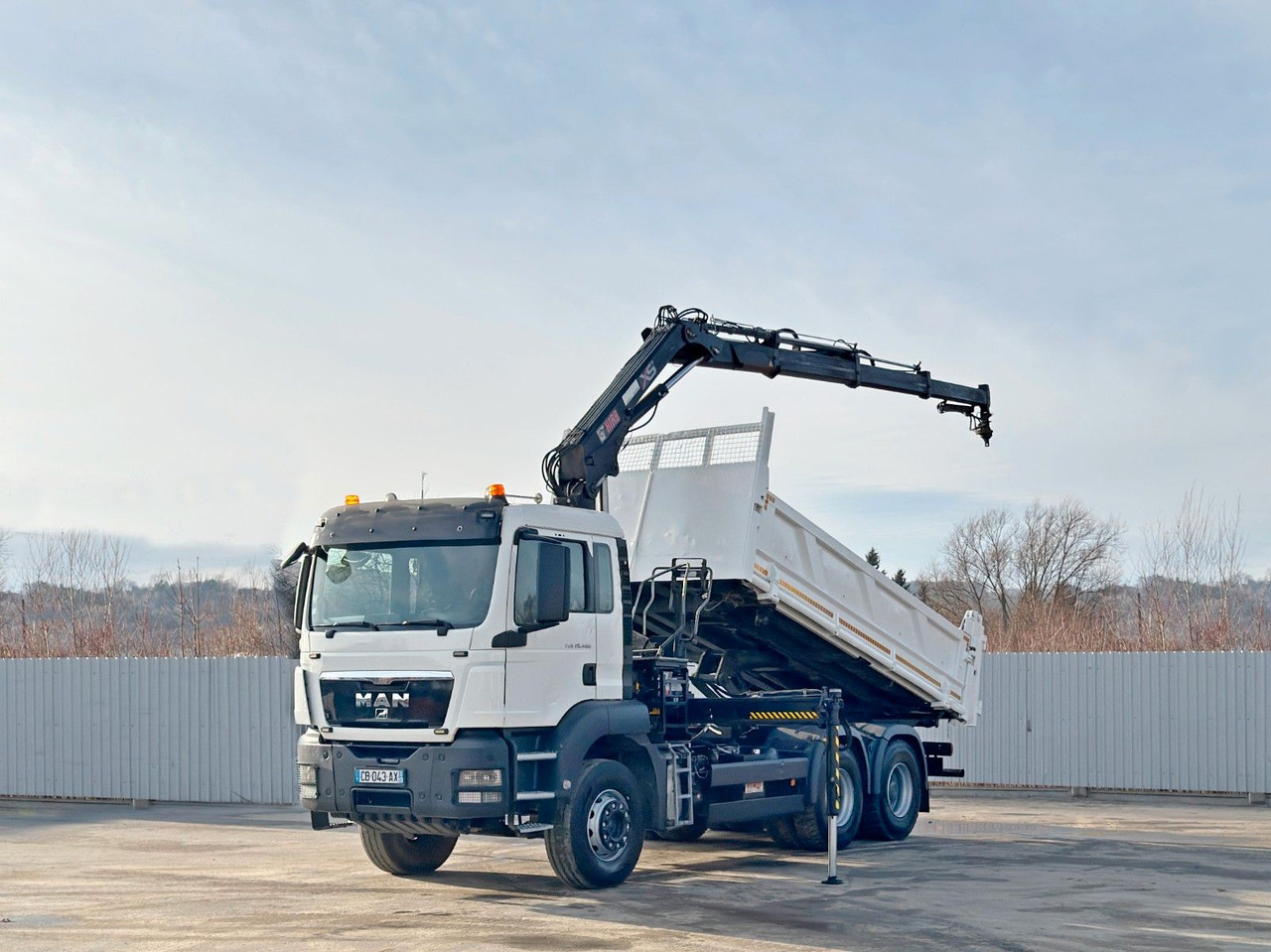 MAN TGS 26.400 * HIAB 144 B - 3 HIDUO + FUNK * 6x4 - Kravas auto ar manipulatoru: foto 2 MAN TGS 26.400 * HIAB 144 B - 3 HIDUO + FUNK * 6x4 - Kravas auto ar manipulatoru: foto 2