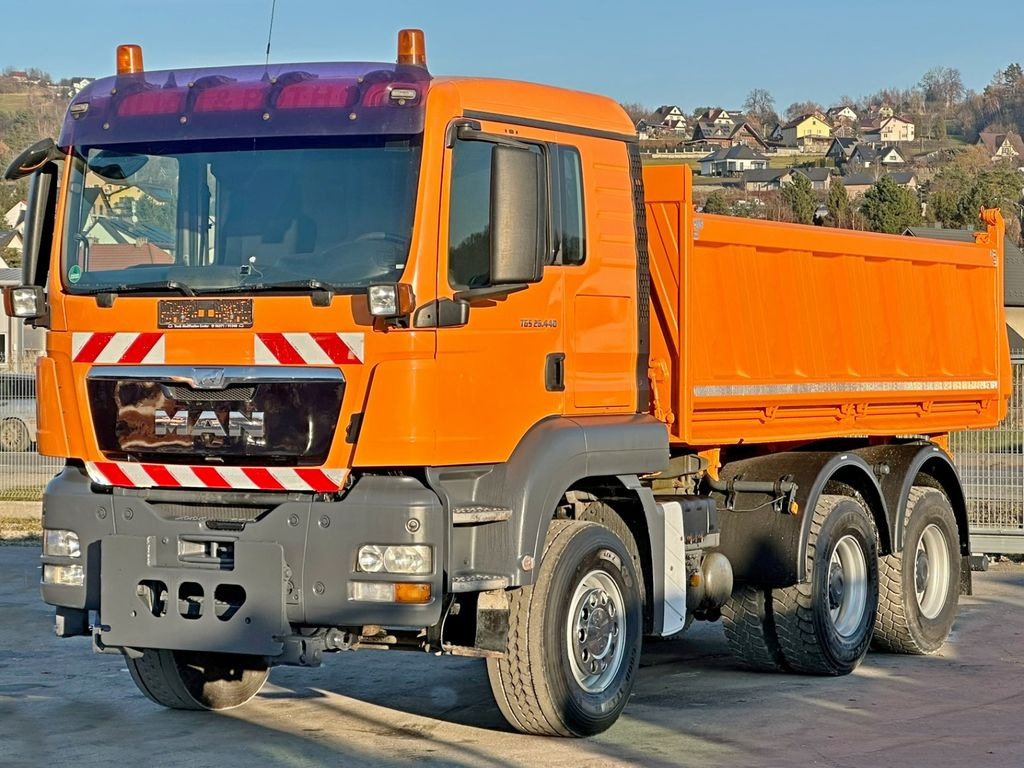 MAN TGS 26.440 * Kipper 4,80 m * 6x4 * TOPZUSTAND MAN TGS 26.440 * Kipper 4,80 m * 6x4 * TOPZUSTAND - Kravas automašīna pašizgāzējs, Kravas auto ar manipulatoru: foto 4 MAN TGS 26.440 * Kipper 4,80 m * 6x4 * TOPZUSTAND MAN TGS 26.440 * Kipper 4,80 m * 6x4 * TOPZUSTAND - Kravas automašīna pašizgāzējs, Kravas auto ar manipulatoru: foto 4