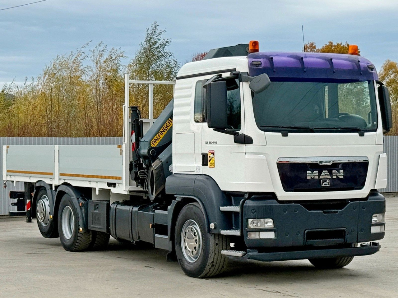 MAN TGS 26.440 * PRITSCHE 6,15 m + PK 29002 * TOP - Kravas auto ar manipulatoru: foto 2 MAN TGS 26.440 * PRITSCHE 6,15 m + PK 29002 * TOP - Kravas auto ar manipulatoru: foto 2