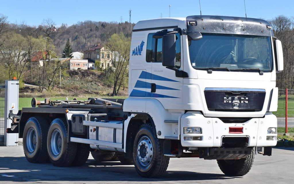 MAN TGS 33.540 Abrollkipper *6x4* Top Zustand! - Pacēlājs ar āķi: foto 3 MAN TGS 33.540 Abrollkipper *6x4* Top Zustand! - Pacēlājs ar āķi: foto 3