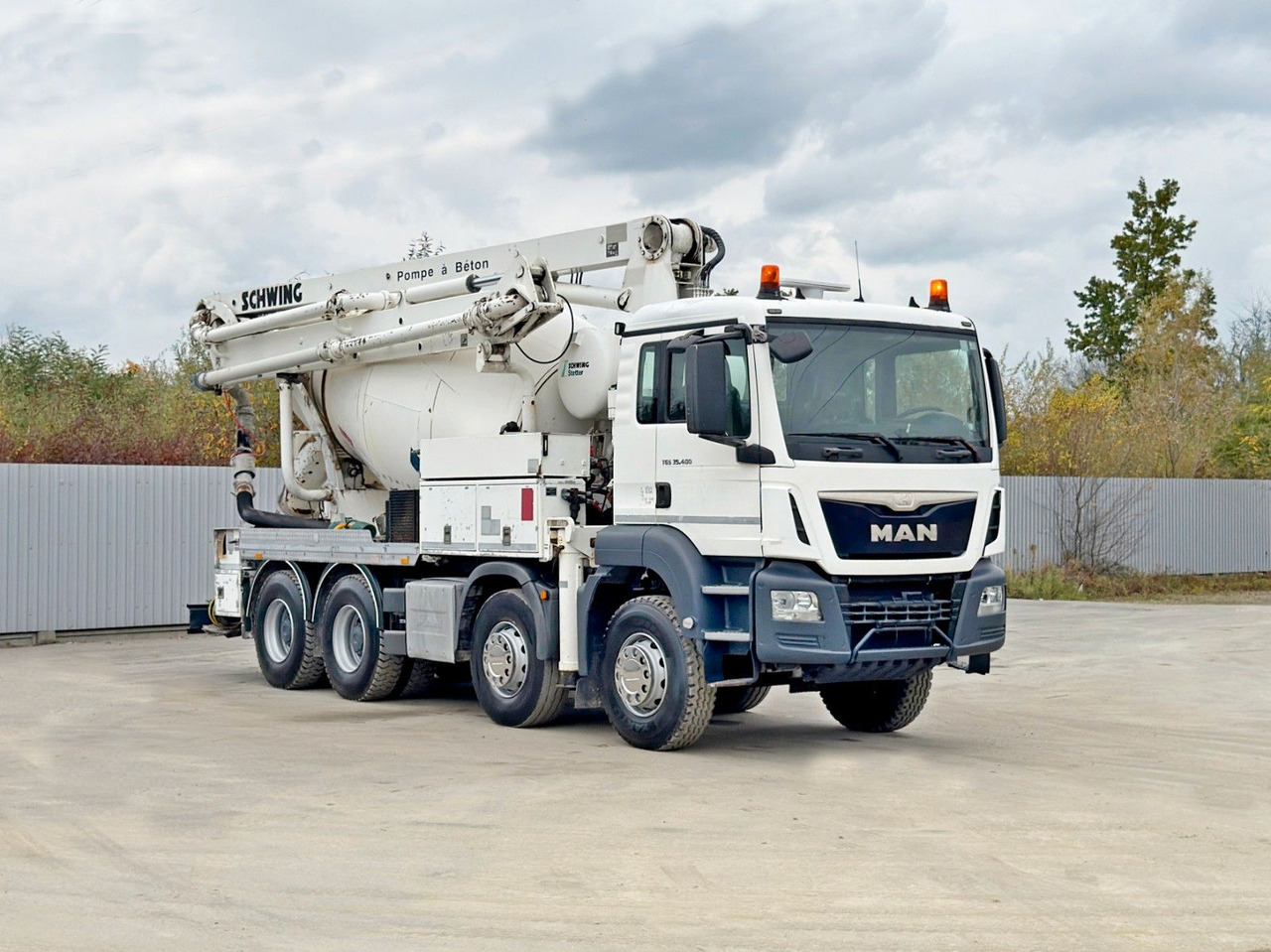 MAN TGS 35.400 BETONPUMPE * 8x4 / TOPZUSTAND - Betona sūknis: foto 1 MAN TGS 35.400 BETONPUMPE * 8x4 / TOPZUSTAND - Betona sūknis: foto 1