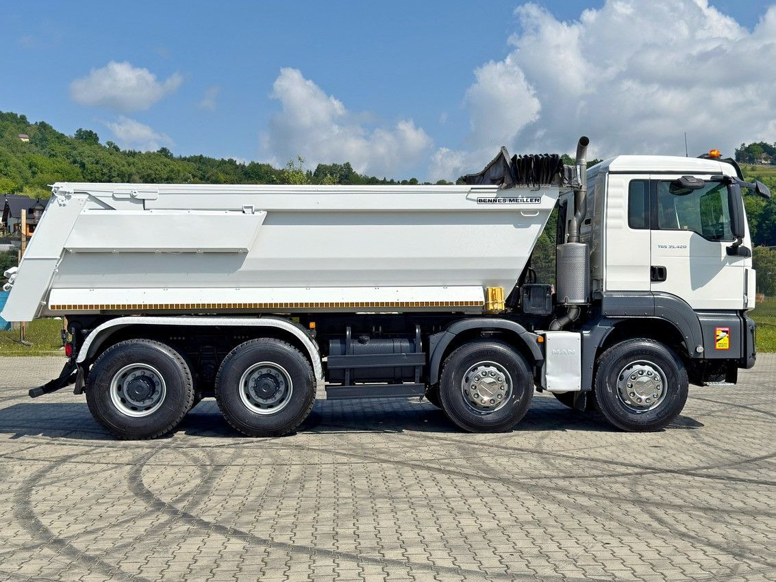 MAN TGS 35.420 KIPPER * 8x4 * TOPZUSTAND - Kravas automašīna pašizgāzējs: foto 5 MAN TGS 35.420 KIPPER * 8x4 * TOPZUSTAND - Kravas automašīna pašizgāzējs: foto 5
