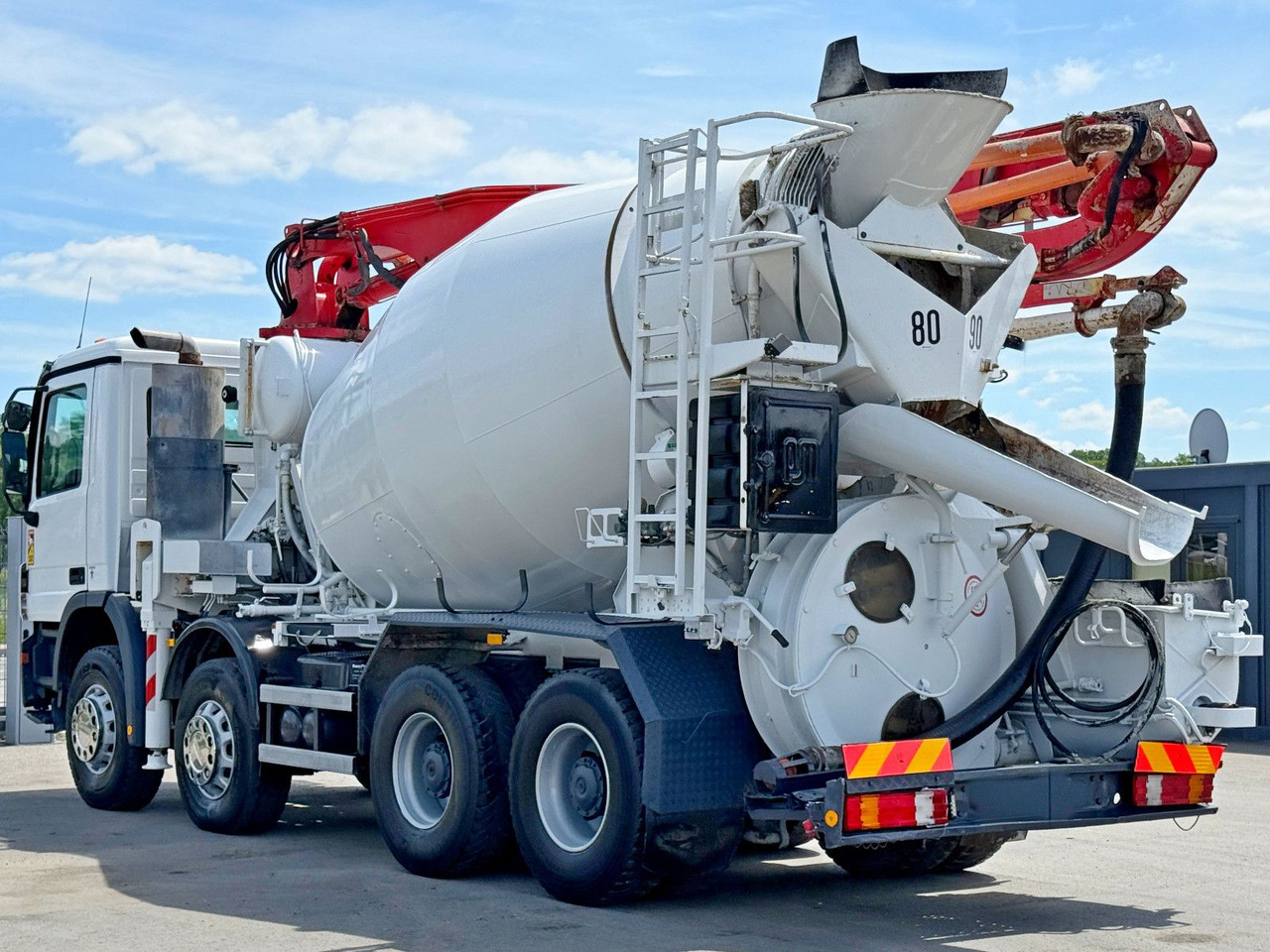 Betona sūknis Mercedes-Benz ACTROS 3241* Betonpumpe 21m *8x4 * Top Zustand Mercedes-Benz ACTROS 3241* Betonpumpe 21m *8x4 * Top Zustand: foto 6