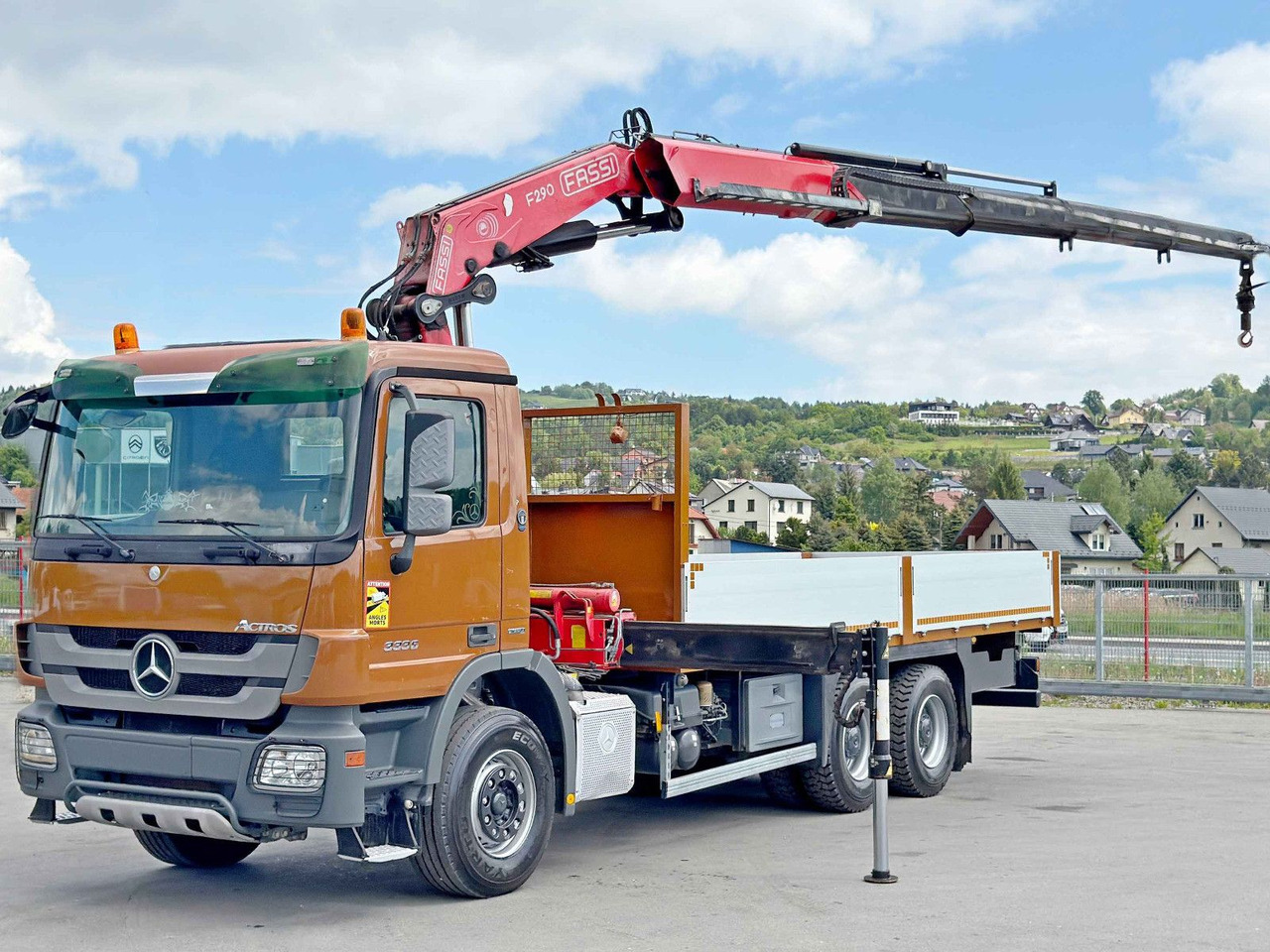 Mercedes-Benz ACTROS 3336 * FASSI F290A.22 + FUNK / 6x4 * TOP - Kravas auto ar manipulatoru: foto 2 Mercedes-Benz ACTROS 3336 * FASSI F290A.22 + FUNK / 6x4 * TOP - Kravas auto ar manipulatoru: foto 2