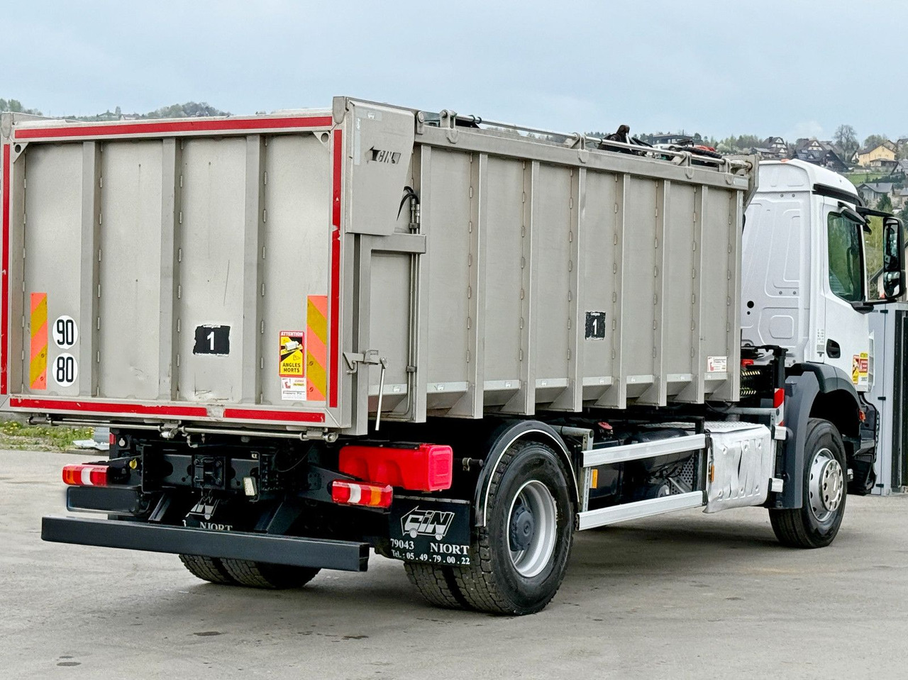 Mercedes-Benz AROCS 1830* KIPPER 5,00m * PK 7.501 SLD A + FUNK līzingu Mercedes-Benz AROCS 1830* KIPPER 5,00m * PK 7.501 SLD A + FUNK: foto 8