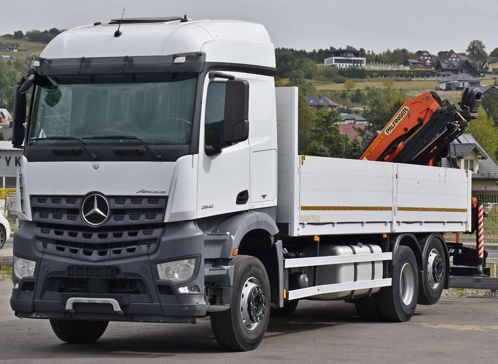 Mercedes-Benz AROCS 2542* PK 13001-K B* TOPZUSTAND - Kravas auto ar manipulatoru, Bortu kravas automašīna/ Platforma: foto 4 Mercedes-Benz AROCS 2542* PK 13001-K B* TOPZUSTAND - Kravas auto ar manipulatoru, Bortu kravas automašīna/ Platforma: foto 4