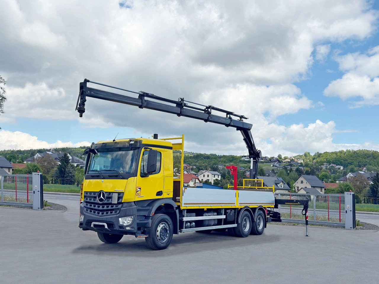 Mercedes-Benz AROCS 2636 *HIAB 166 D-4 HIDUO + FUNK* 6x4 - Kravas auto ar manipulatoru: foto 2 Mercedes-Benz AROCS 2636 *HIAB 166 D-4 HIDUO + FUNK* 6x4 - Kravas auto ar manipulatoru: foto 2